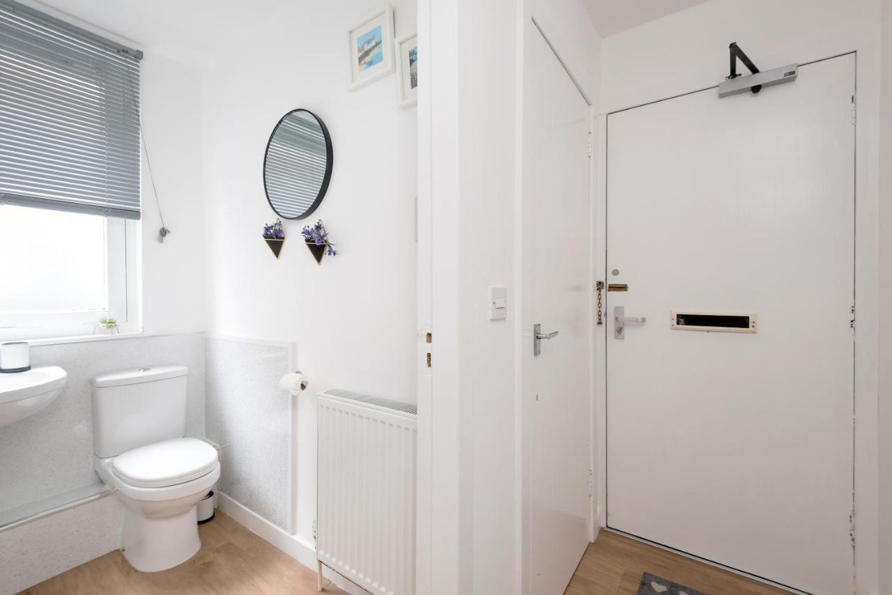 Cosy 1 Bedroom In The West End Единбург Екстериор снимка